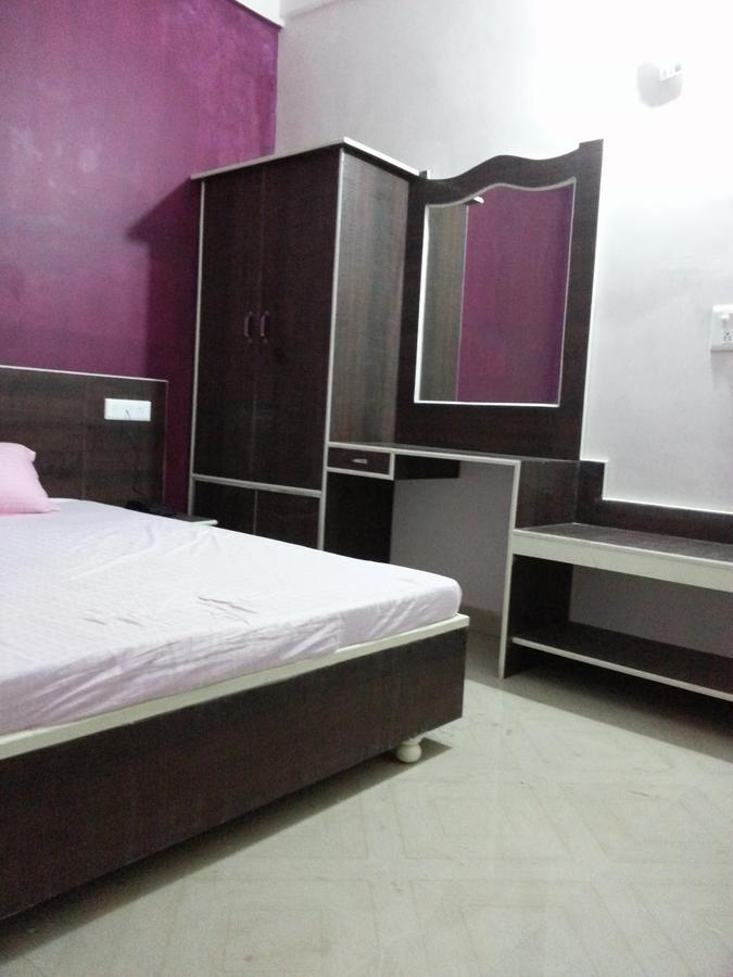 Hotel Sanchita Palace Forbesganj Zewnętrze zdjęcie